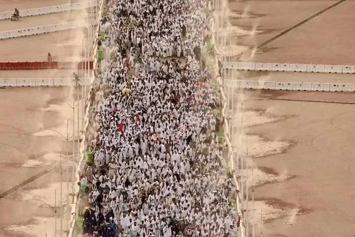 Hơn 1.000 người hành hương Hajj thiệt mạng khi mức nhiệt lên tới gần 52 độ C ở Mecca.