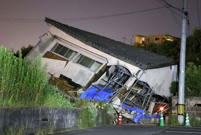 Ngôi nhà bị phá hủy sau trận động đất ở Osaki, tỉnh Kagoshima, Nhật Bản, ngày 8/8/2024.